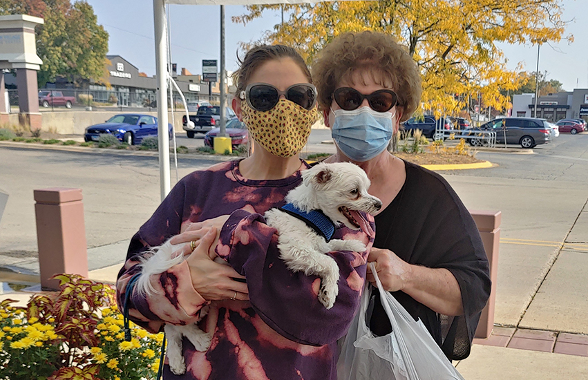 PPS Foundation board member Cheryl Sanfilip with daughter Debbie at an outdoor fall market