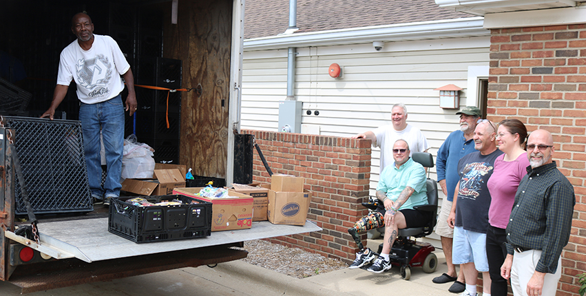 Harvest volunteers drop off food at the Goodwill Home For Veterans every Tuesday morning.