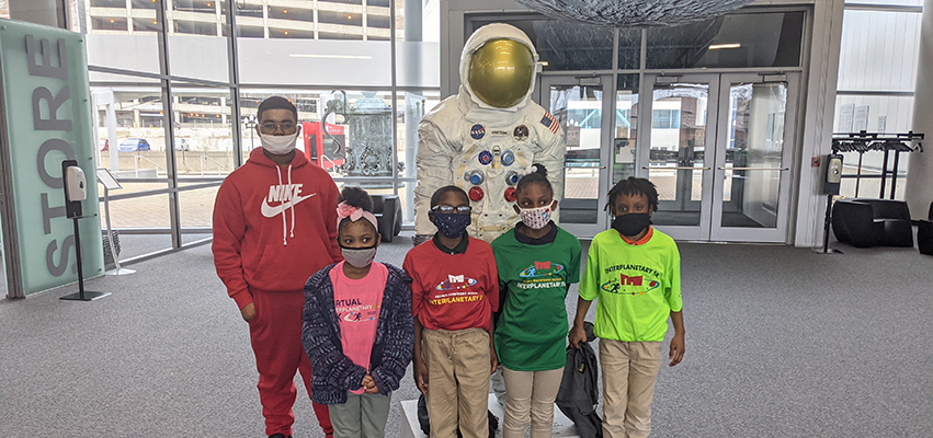 Future scientists at the Peoria Riverfront Museum