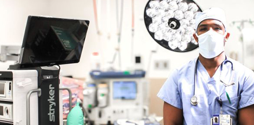 Dr. Robert Singleton II is a board-certified anesthesiology physician at UnityPoint Health – Central Illinois. Photo by Veronica George